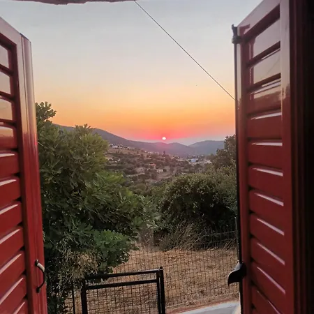 בית נופש Evia Sunrise Hillhouse Raptaíoi