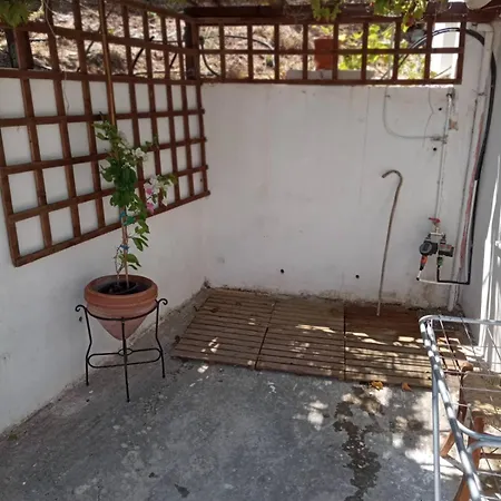 בית נופש Evia Sunrise Hillhouse